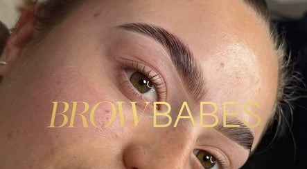 Close-up of perfectly shaped brows at Brow Babes - BrowZ by Harry, Truro, England, GB.