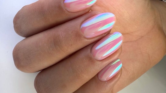 Nails Maksimova