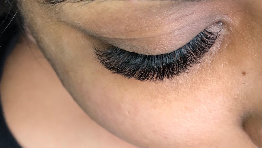 Bliss For Lashes image 1