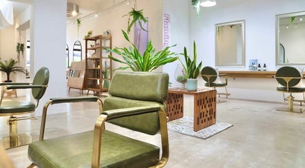 Hairstudio Flamingo - Tiong Bahru imaginea 3