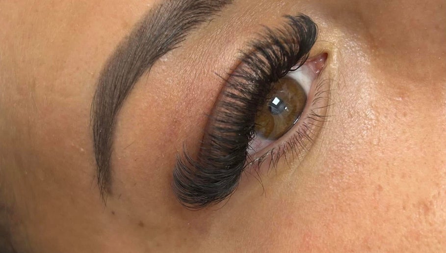 Nouveaux Hair and Beauty image 1
