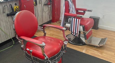 His and Her Barber and Style imaginea 2