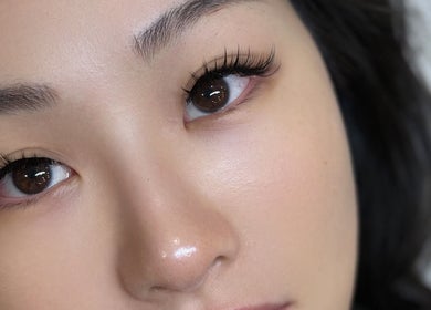 Close-up of lash extensions at 9AMLash, Vaughan, Ontario, CA featuring voluminous and natural look.