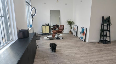 Bloodhound Barbering image 2