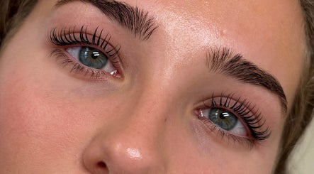 Close-up of defined eyelashes at Beauty by Chloe, Dundee, Scotland, GB.