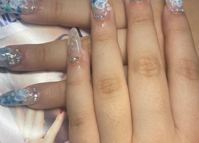 Elegant nail art with 3D flowers at True Bella Nails Spa, Hacienda Heights, California, US.