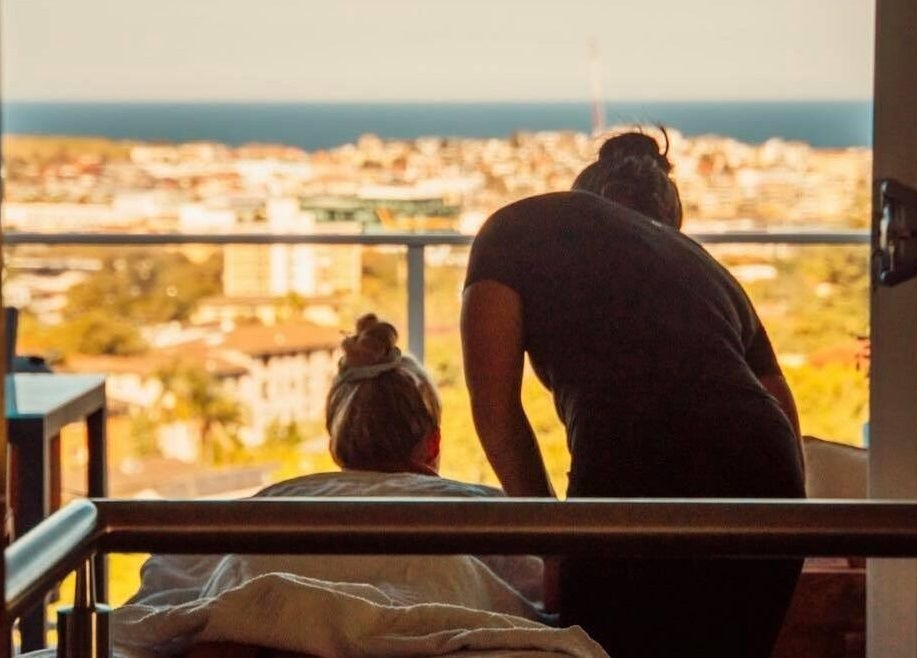 Experience ultimate relaxation with Minty Massage (Home visit) overlooking Bondi Junction, New South Wales, AU.