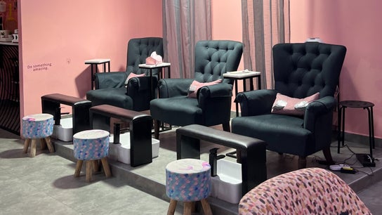 Al Muzun Beauty Center