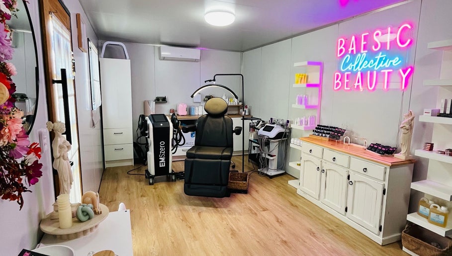Baesic Beauty Collective图像1