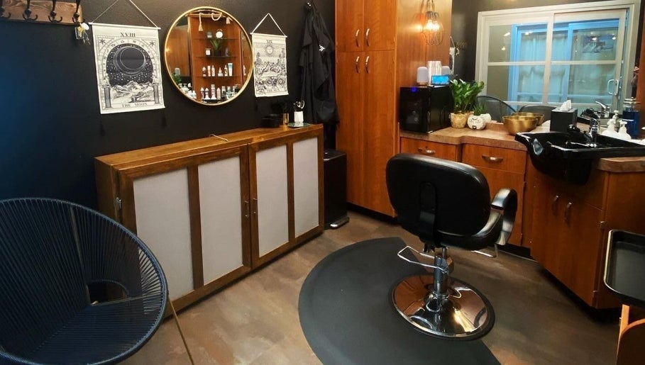 Tarot Hair Studio slika 1