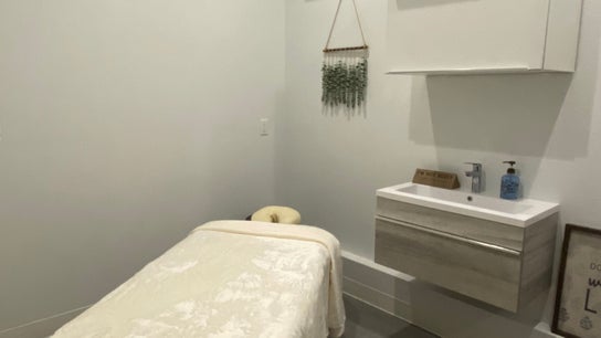 Artayja’s Therapeutic Massage