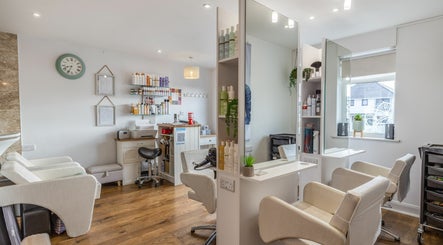 Lowenek Hair and Beauty Ltd. image 3