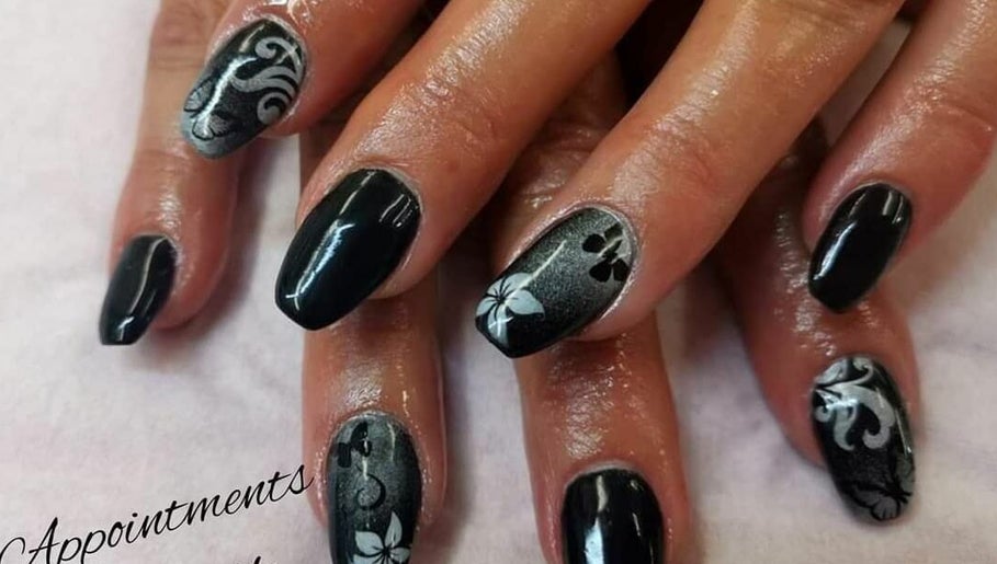 Nails by Christina – obraz 1