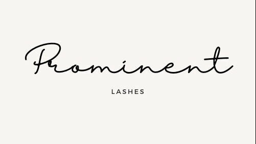 Prominent lashes