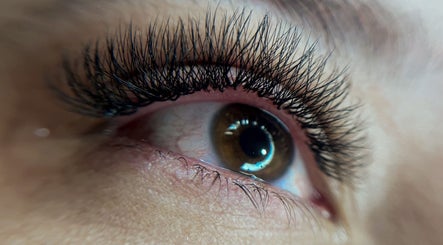 Lash Be Lash image 2