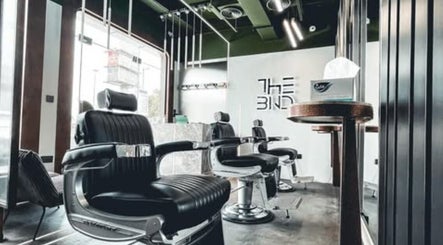 Image de The BND - Barber Next Door 3