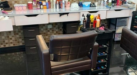 Shop #18 Savannah Plaza. 34-41 Constant Spring Road. Kgn 10 image 2