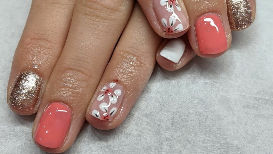 Every Girl Nails image 1