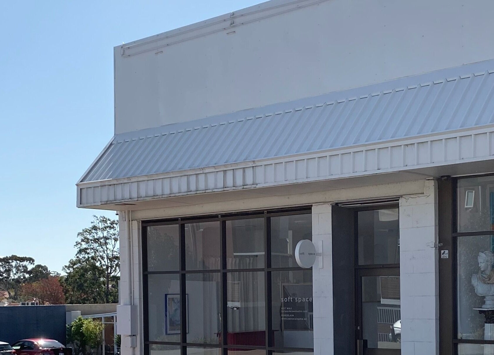 Exterior of Hot Wax, a premier beauty venue located in Wembley, Western Australia, AU.