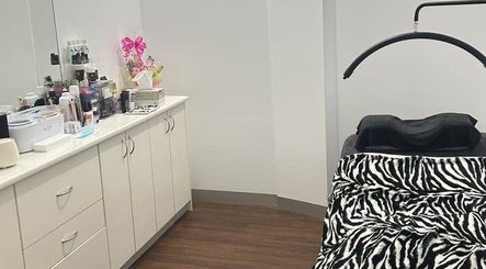 MB Luxury Spa Castletown