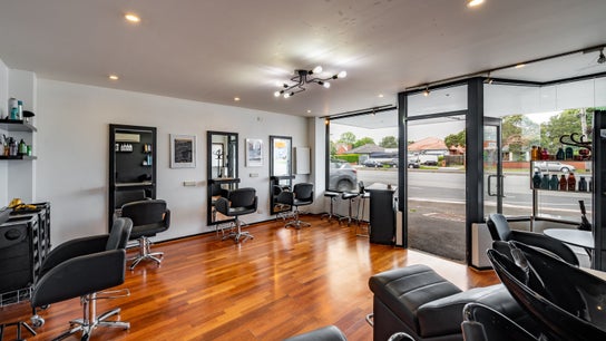 New Sensations Hairstyling