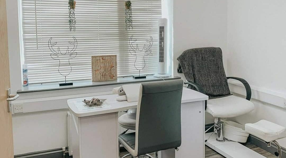 Tranquil therapy space at Remote Therapies, Shillingford, England. Cozy chairs, natural light, and calming decor.