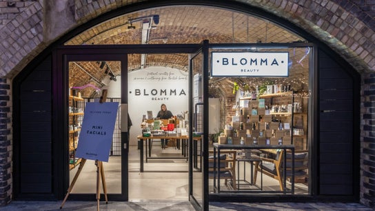 Natural, Vegan and Holistic Facials by Blomma Beauty