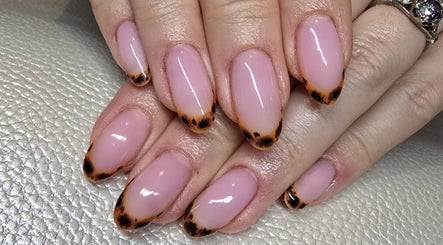 Nails by Ashley imaginea 3