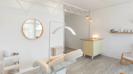 XXLUXEBROWSXX image 3