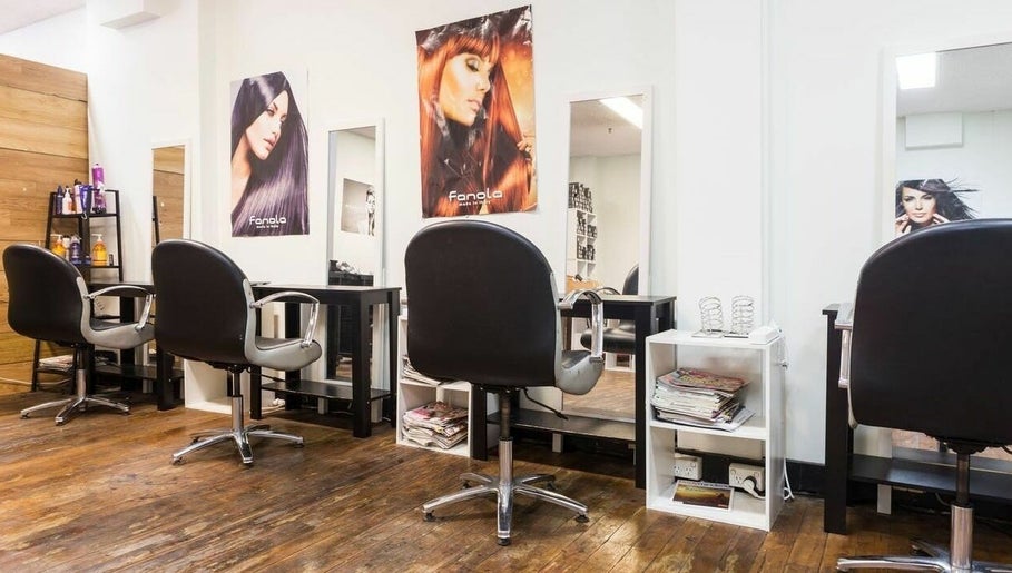 Eton Place of Hairdressing – kuva 1