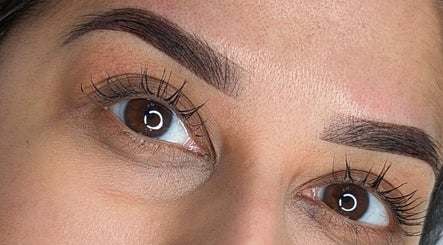 Asha Brows