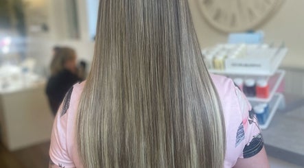 Mane Glow Studio изображение 2