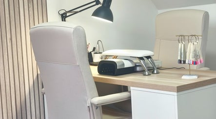 Luxurious nail workstation at Sarah Dinan Nails in Ennis, County Clare, IE.