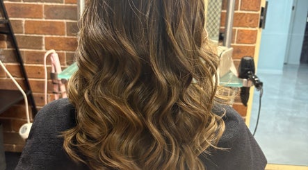 Casey’s Hair Creations slika 2