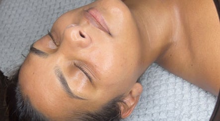 Shxdy Skin Clinic image 2