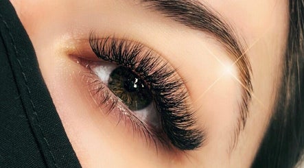 Louisa Jayne  image 3