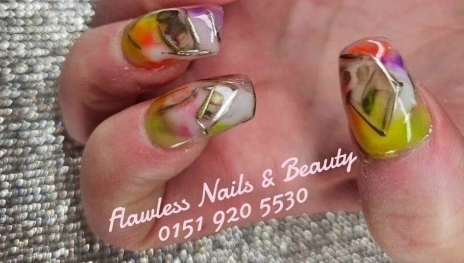 Flawless Nails and Beauty imaginea 1