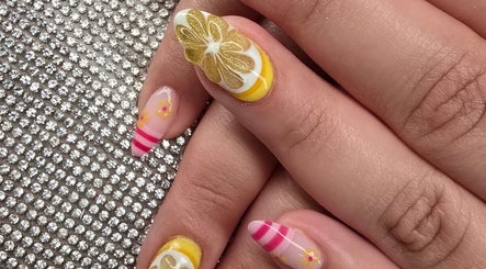 Flawless Nails and Beauty