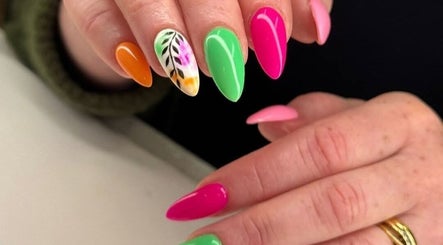 Flawless Nails and Beauty