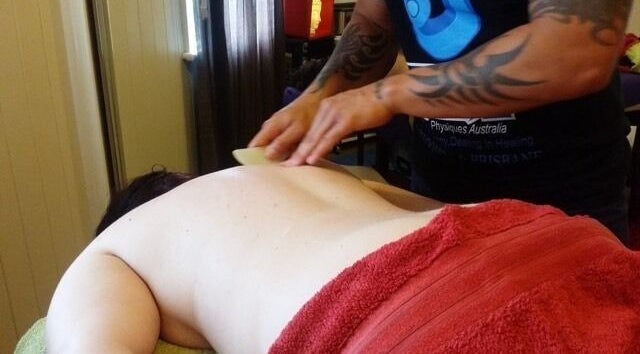Relaxing massage in progress at Mana Physiques, South Toowoomba, Queensland, AU. Experience ultimate relaxation.