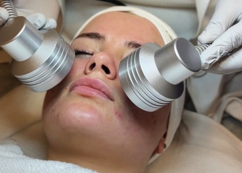 Advanced facial treatment at EG Nails & Spa in Naperville, Illinois, US enhances skin rejuvenation.