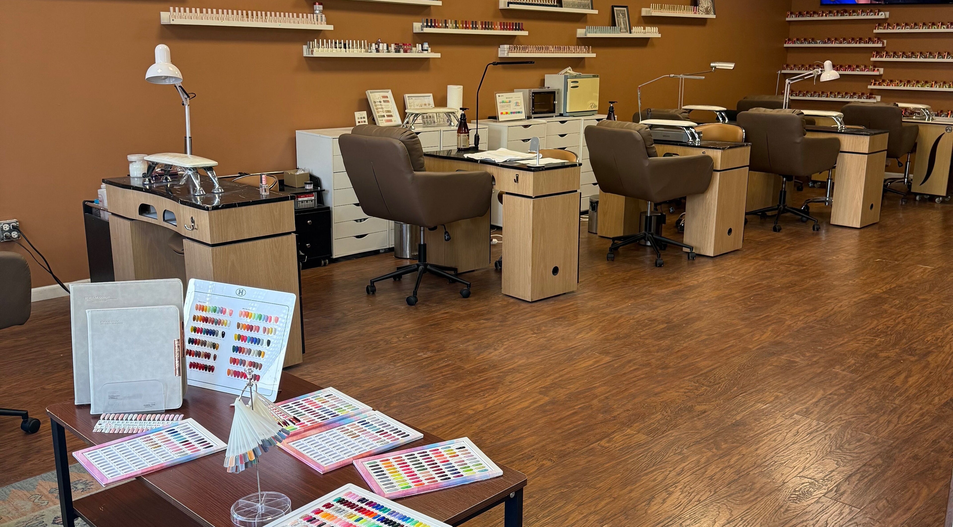 Interior of EG Nails & Spa Lombard showcasing a stylish manicure area in Lombard, Illinois, US.