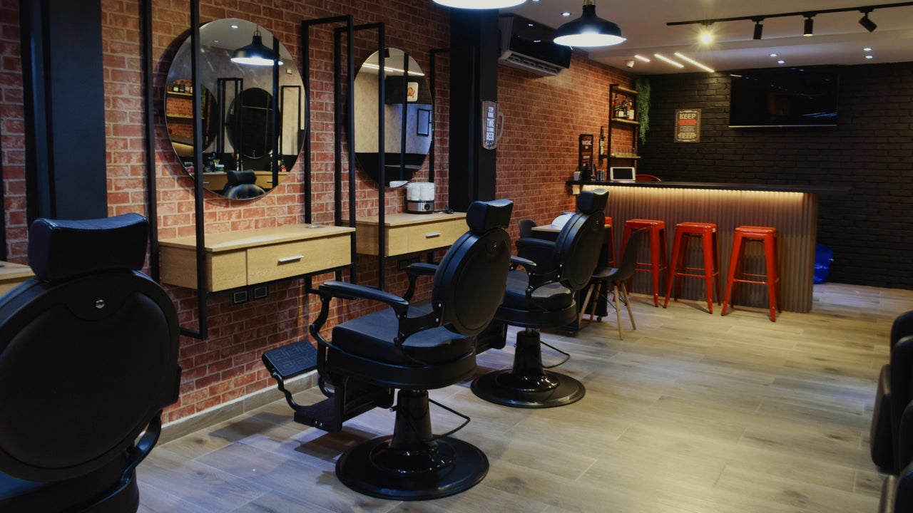 Varonil Barber Room