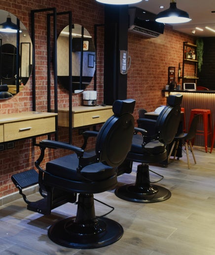 Varonil Barber Room изображение 2