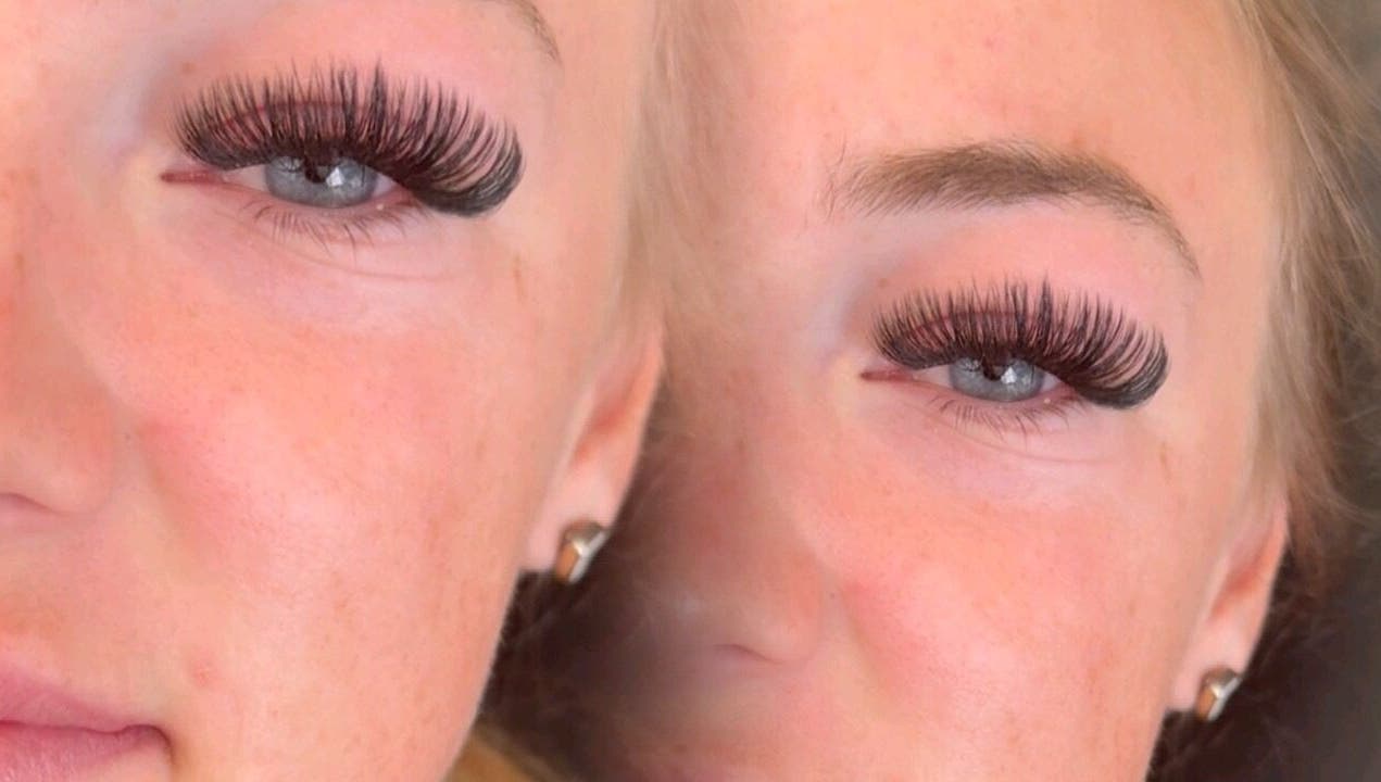 Close-up of elegant lash extensions at Lashes by Izzy, Mynydd Cynffig, Cymru, GB. Stunning eye enhancement.