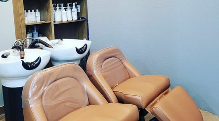 Dr. Park’s Hair Studio, bild 3