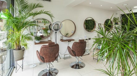 Millies Lounge  Beauty Salon imagem 3