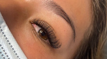 Lashes by Becca, bild 3