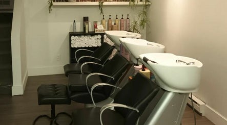 Immagine 2, Salon KB COIFFURE INC