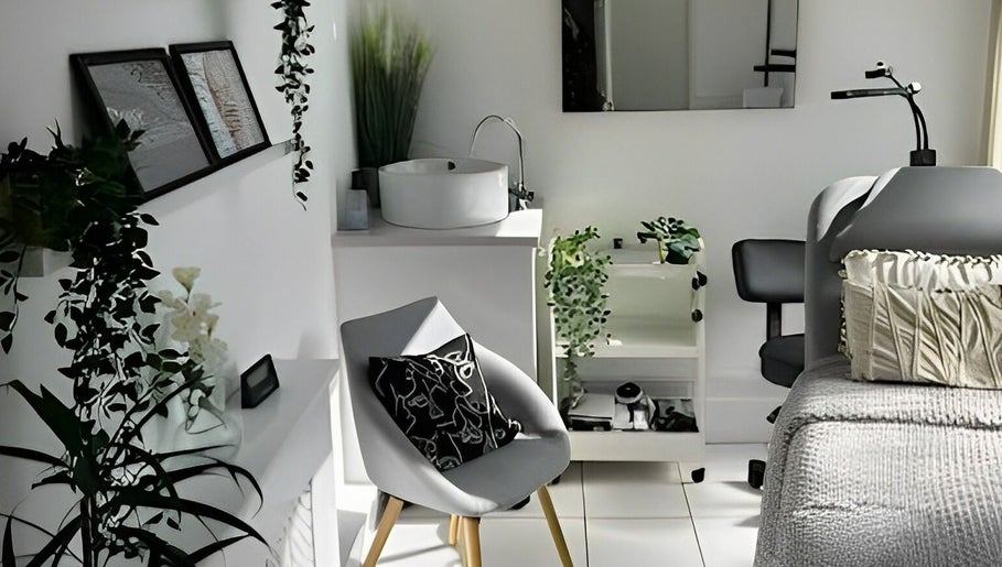 Tribe Beauty Room imagine 1